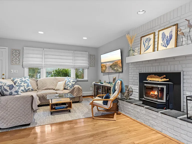 3 Crestview Dr — Photo 4