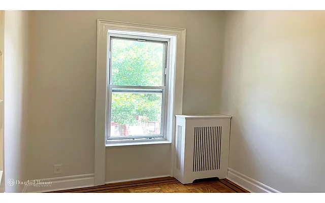 Rented by Douglas Elliman | media 21