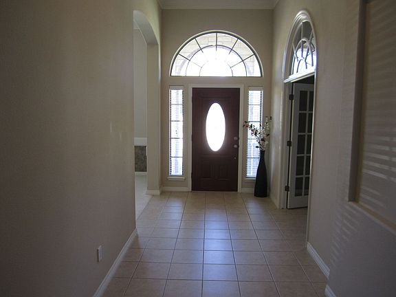 5th image of 2213 Windsong Ln