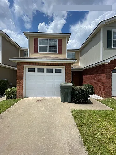 237 Wakefield Way Photo 1