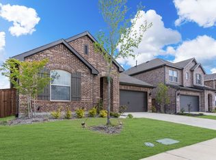 1212 Buttercup Ave, Aubrey, TX 76227