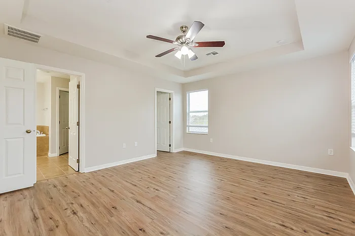 3941 Heathcote Dr — Photo 9