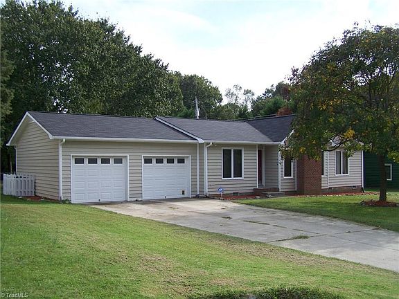 2nd image of 6105 Brinkley Park Dr