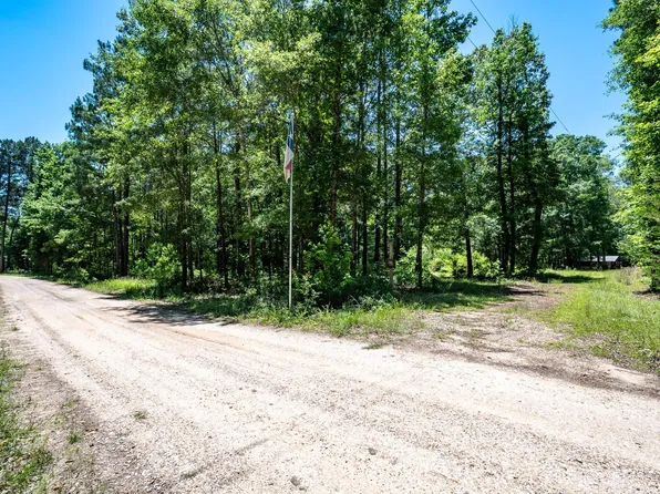 718 Private Road 8060, Woodville, TX 75979