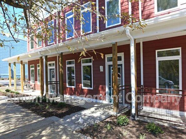 3611 E Marshall St #B202