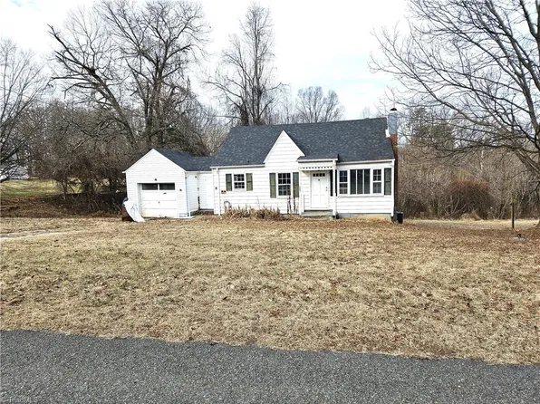 1081 & 1075 Gunnell Rd, Rural Hall, NC 27045