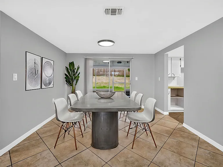 5439 Silver Spur Dr — Photo 6