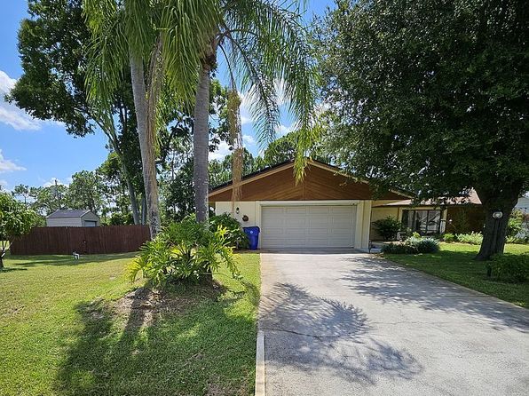 4913 Lake Haven Blvd
