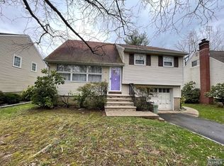 70 Beverly Rd, Bloomfield, NJ 07003