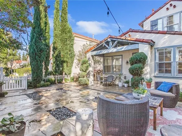13074 Arborwalk Ln, Tustin, CA 92782