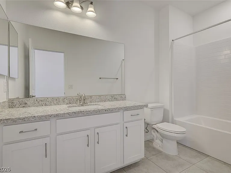 242 Freeport View Pl — Photo 14