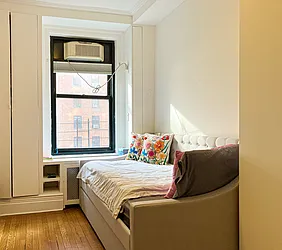 Rented by Sidewalk Realty LLC