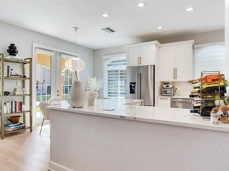 6302 Vista Verde Dr E — Photo 20