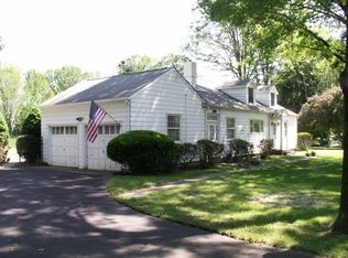 1104 Swedesford Rd, North Wales, PA 19454