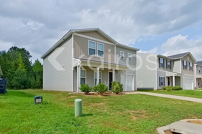4 bed, 3.0 bath, 2010 sqft, $2,045 — Photo 2