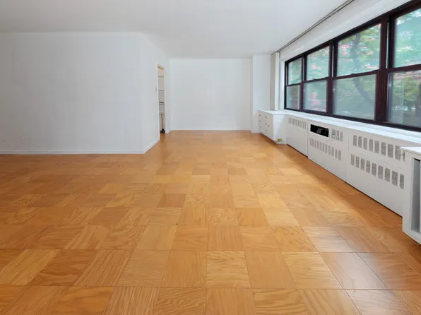 330 Third Avenue image 7 of 16