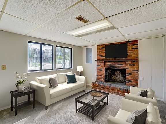 3rd image of 4375 Champdale Ln