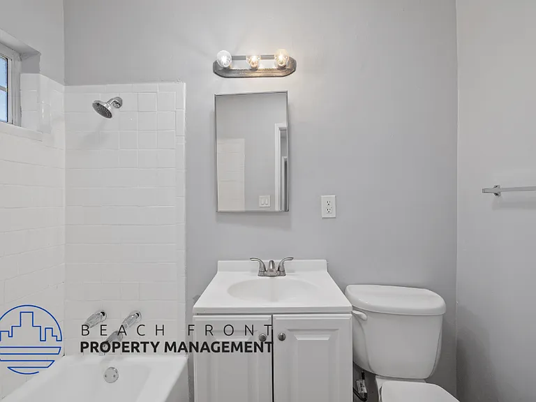2135 Santa Fe Ave — Photo 16