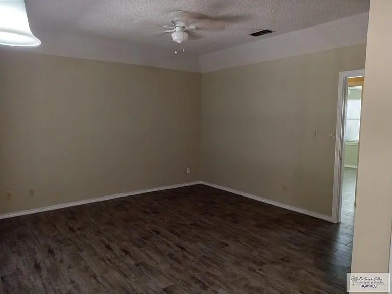 2821 Lotus Dr — Photo 11