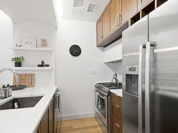 42 Maspeth Avenue image 11 of 23