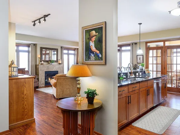 3251 Louisiana Ave S APT 201, Saint Louis Park, MN 55426