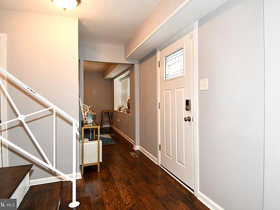 5th image of 12424 Melling Ln