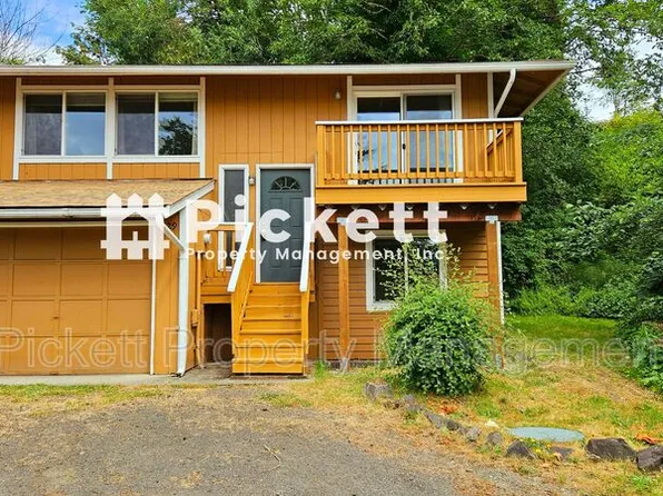4629 Beach Dr E, Port Orchard, WA 98366