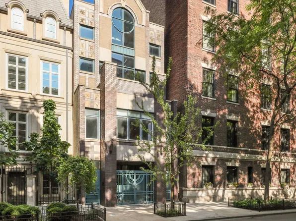 1239 N State Pkwy #2, Chicago, IL 60610