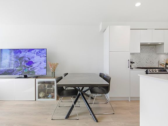 5th image of 555 E 2nd St #356