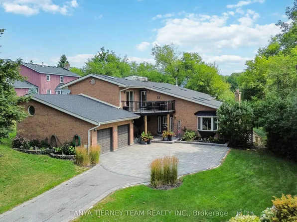 4883 Old Brock Rd, Pickering, ON L1Y 1A6