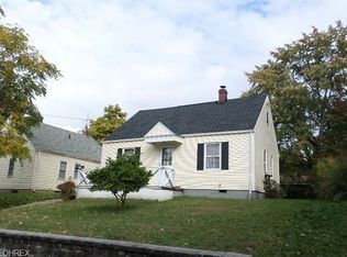 875 Chinook Ave, Akron, OH 44305