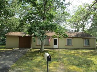 59 Korman Rd, Bayville, NJ 08721