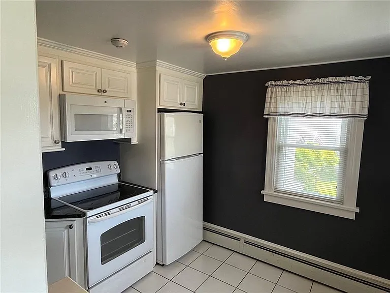 249 Tuckerman Ave #5 — Photo 16