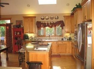 1230 Ivy Ln, Algonquin, IL 60102