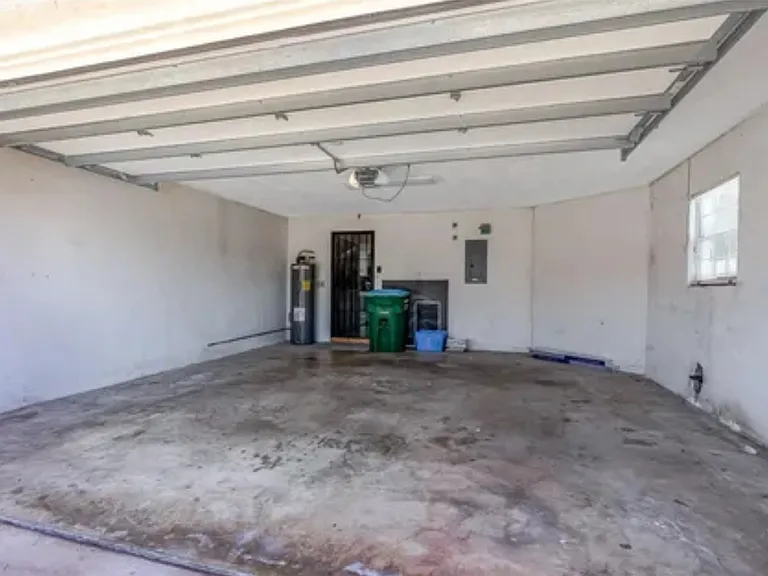 200 Florida Shores Blvd #200 — Photo 37