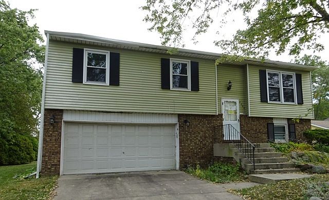 1st image of 2204 Worthington Dr