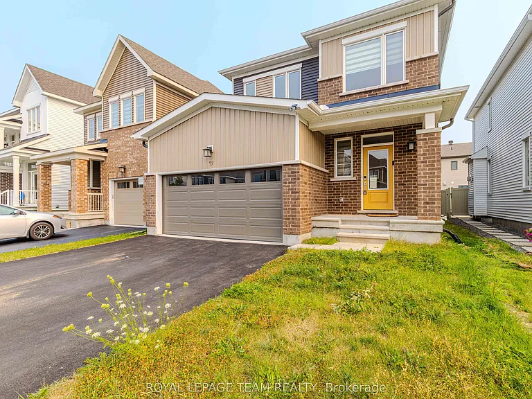 97 Mudminnow Cres — Photo 2