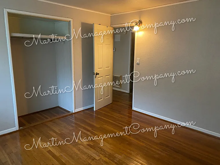 233 Rainbow Dr — Photo 8