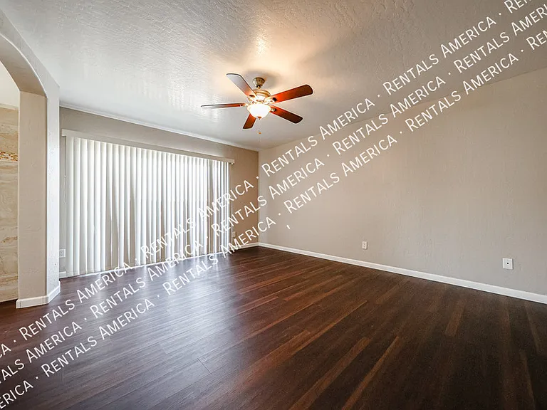 3160 W Frankfurt Dr — Photo 32