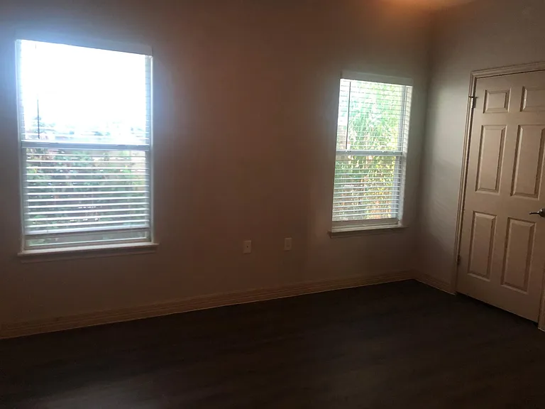 6503 Porter St — Photo 7