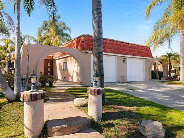 927-929 S Wisconsin Ave, Fallbrook, CA 92028