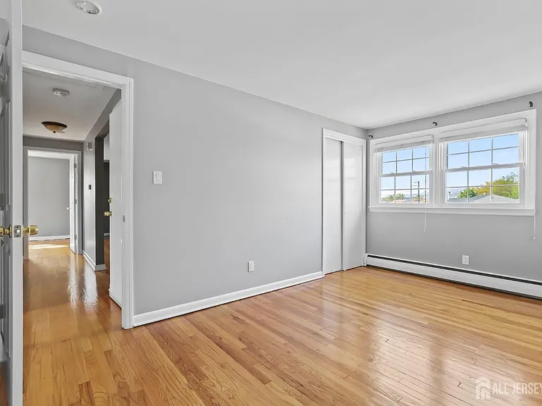 445 W Smith St #2 — Photo 5