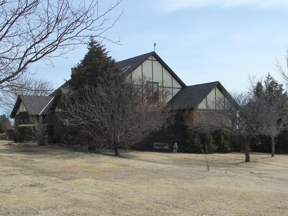 319 Oak DR