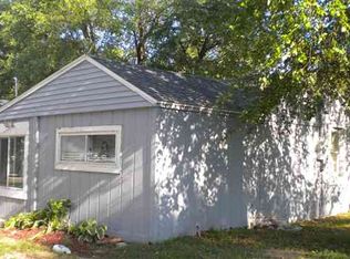 7369-7379 7373 Riverview Rd, Thomson, IL 61285