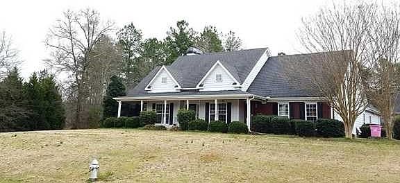 2nd image of 2038 Pheasant Run Dr