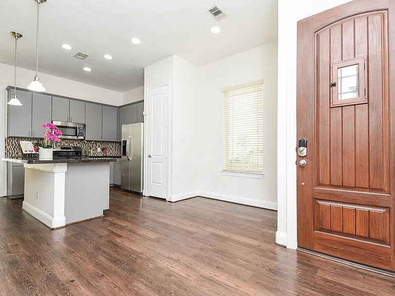 71 Aventura Pl — Photo 5