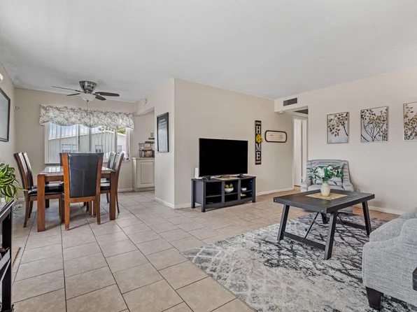 167 Cambridge G, West Palm Beach, FL 33417