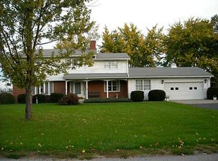 335 Hamilton St, Deshler, OH 43516