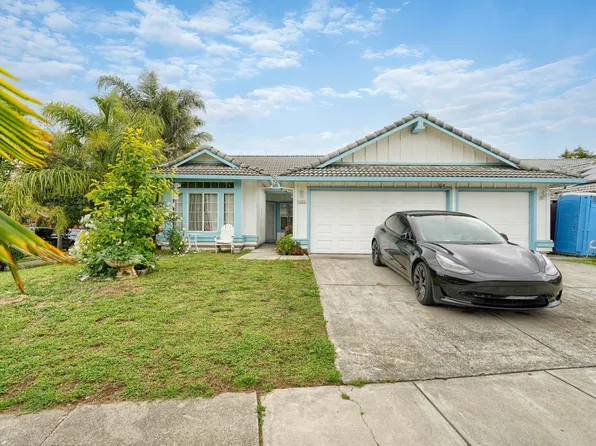 1231 De Meo Street, Santa Rosa, CA 95407