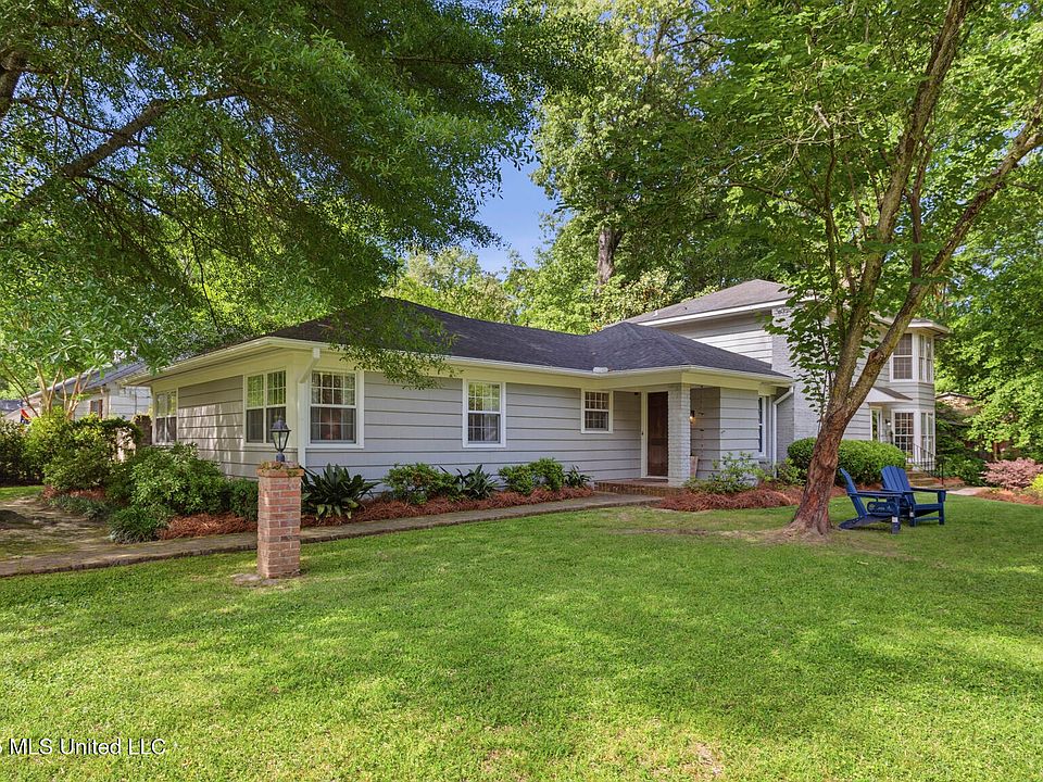 1st image of 299 Wood Dale Dr